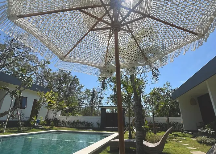 Tropical Almond Villa Uluwatu