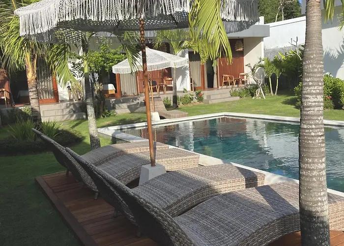 Tropical Almond * Uluwatu