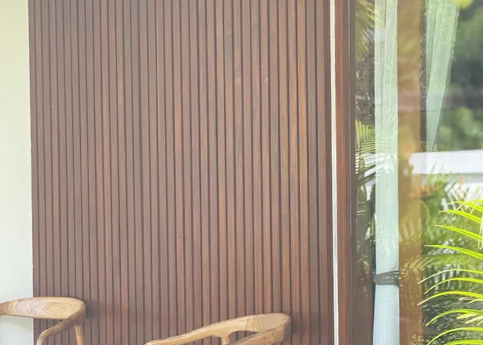 Villa Tropical Almond *