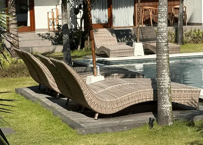 Tropical Almond Villa Uluwatu